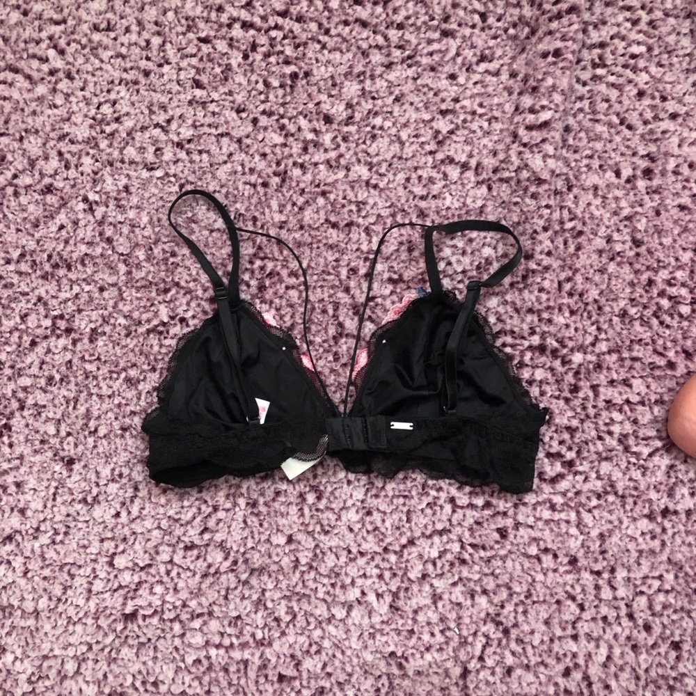 Pink Flower Bra - Picture 2 of 5